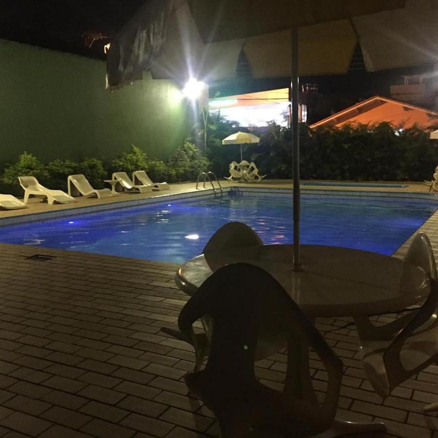 Hotel Guanabara 卡拉瓜塔图巴 外观 照片